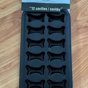 Celebrate It Bones Silicone Treat Mold
